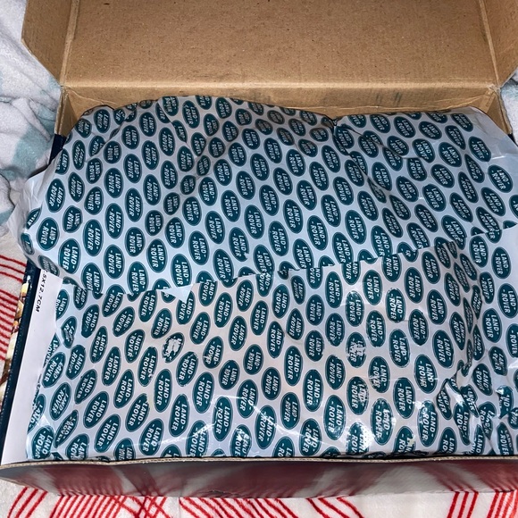 Land Rover Boots - Picture 2 of 3